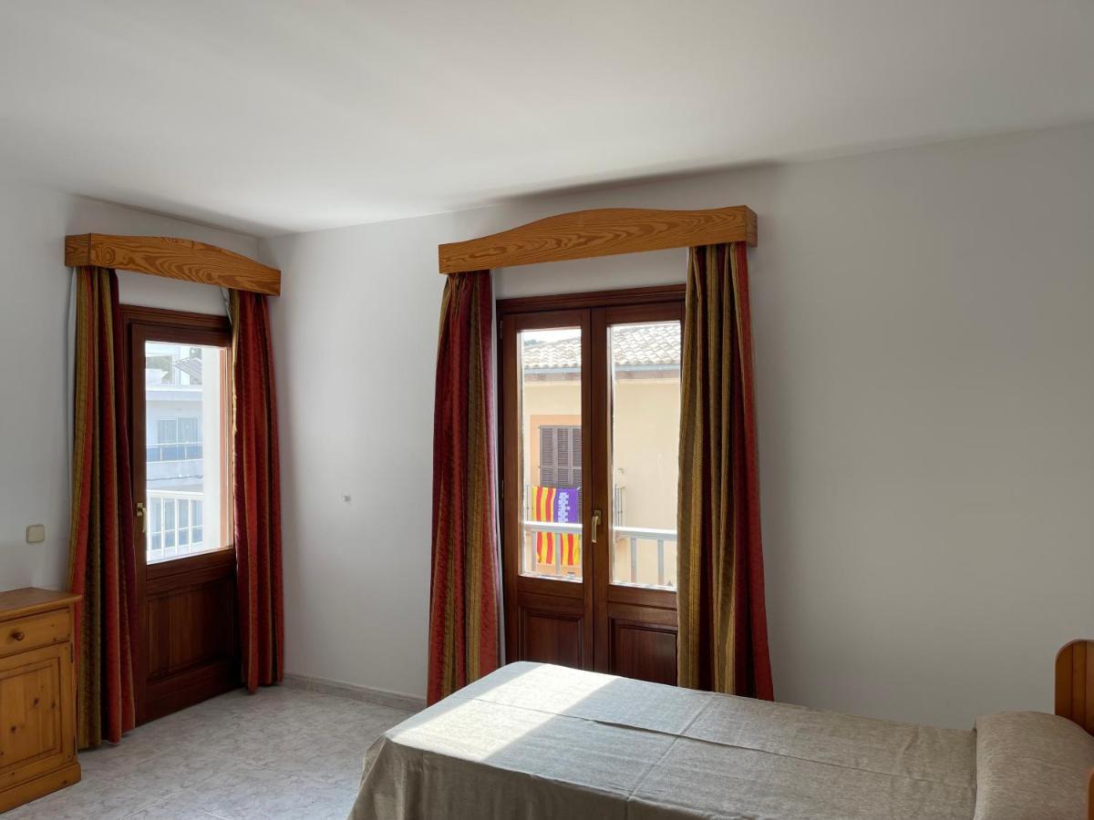 Hostal Can Gallu كالا راتخاذا المظهر الخارجي الصورة