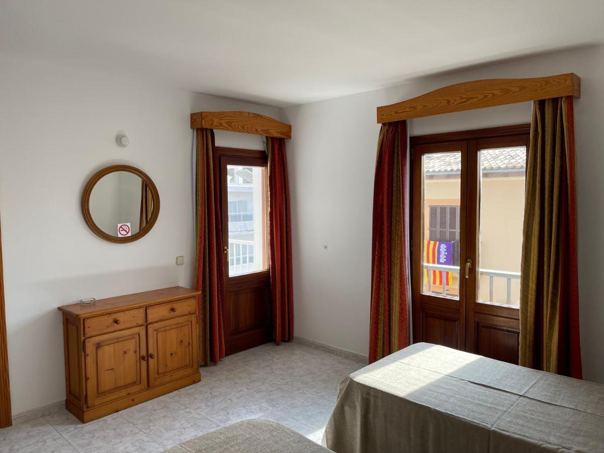 Hostal Can Gallu كالا راتخاذا المظهر الخارجي الصورة